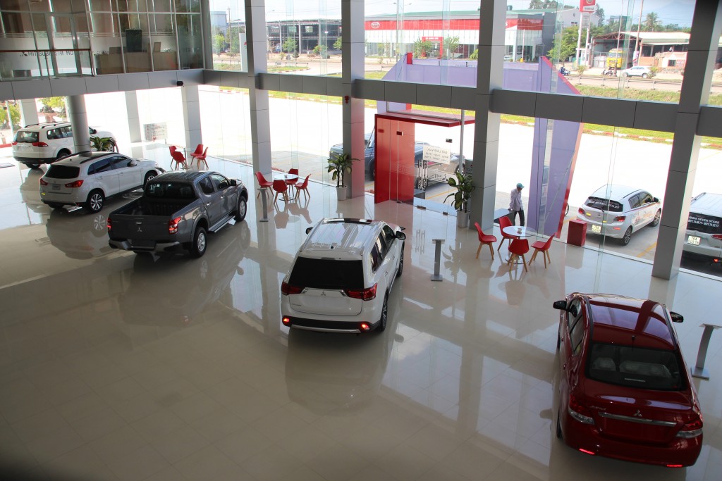 Mitsubishi Qu&atilde;ng Ng&atilde;i.jpg